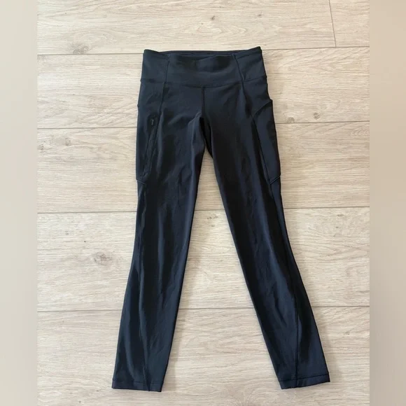 Lululemon high waisted leggings size 4 - Picture 2 of 7